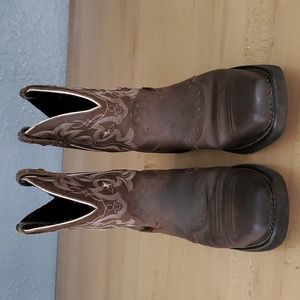 Justin leather boots size 9
